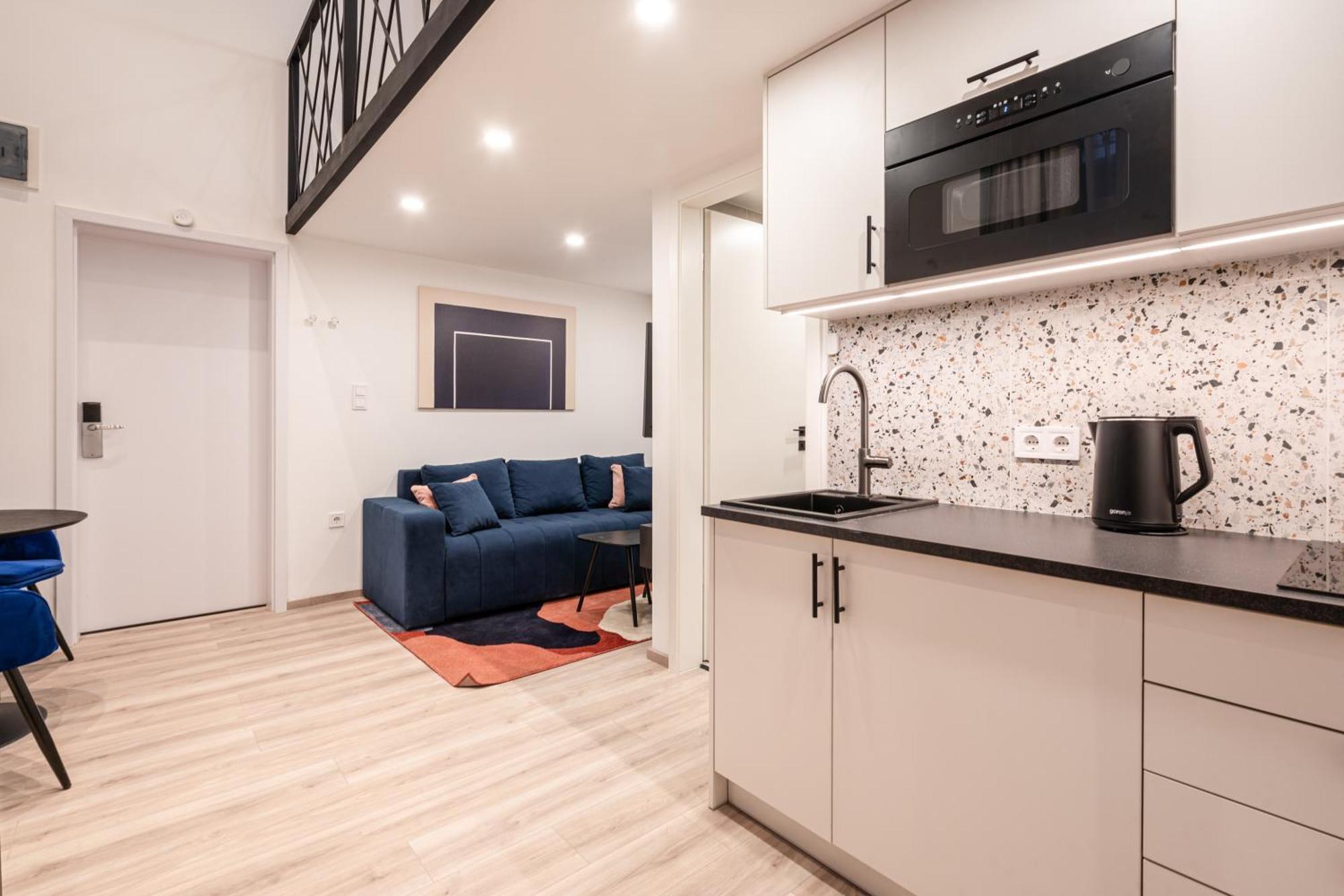 E44 - Erzsebet Boulevard - Location By Bqa Apartamento Budapest