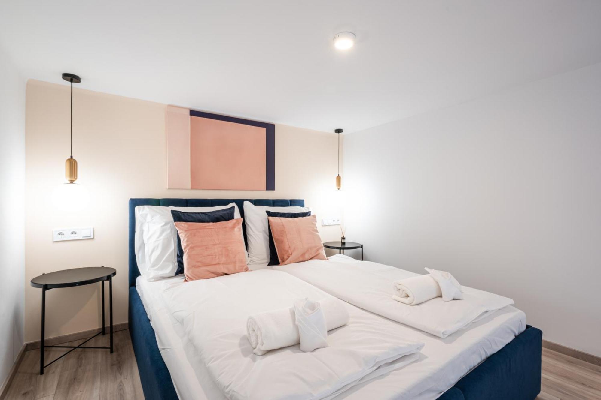 E44 - Erzsebet Boulevard - Location By Bqa Apartamento Budapest