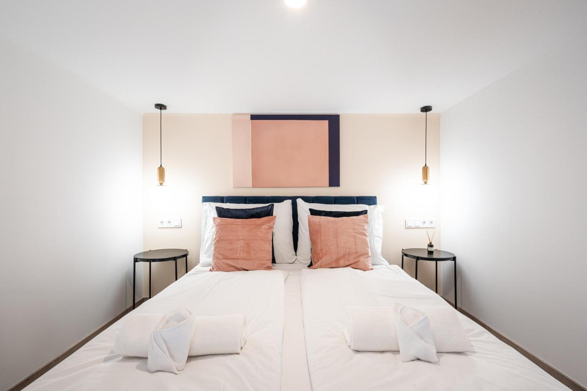 E44 - Erzsebet Boulevard - Location By Bqa Appartement
