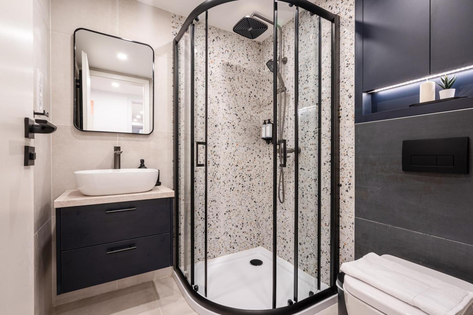 E44 - Erzsebet Boulevard - Location By Bqa Appartement